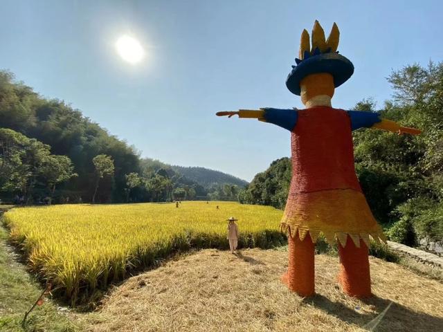 桃花源风景区秦谷风光 记者 高慧 摄